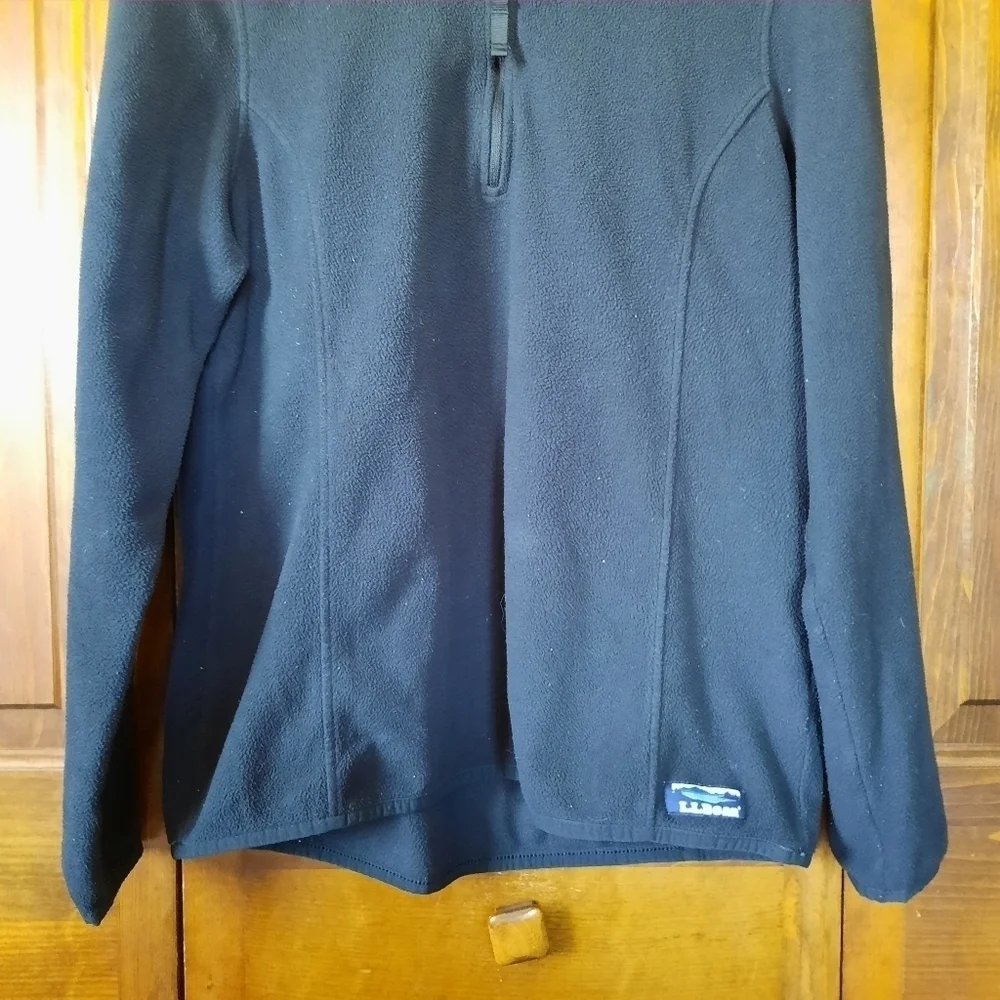 L.L. Bean black 1/4 zip pullover lightweight fleece shirt jacket Size Medium
